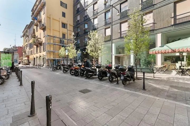 Smart Studio In Corso Garibaldi Milan Italy